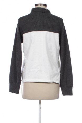 Damen Shirt Zara, Größe S, Farbe Mehrfarbig, Preis 7,99 €