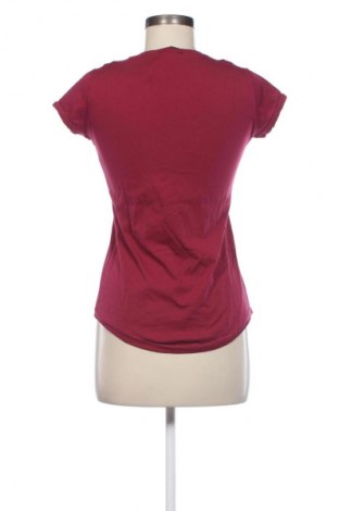 Damski T-shirt Fb Sister, Rozmiar S, Kolor Czerwony, Cena 38,75 zł
