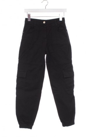 Damskie jeansy Bershka, Rozmiar XS, Kolor Czarny, Cena 37,82 zł