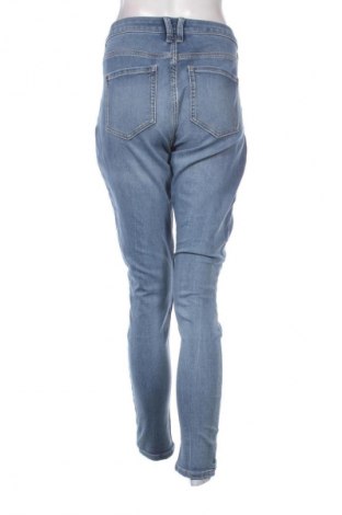 Dámske džínsy  C&A, Veľkosť XL, Farba Modrá, Cena  9,95 €
