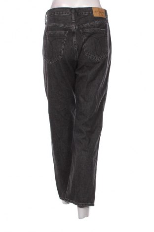Női farmernadrág Calvin Klein Jeans, Méret M, Szín Fekete, Ár 18 349 Ft