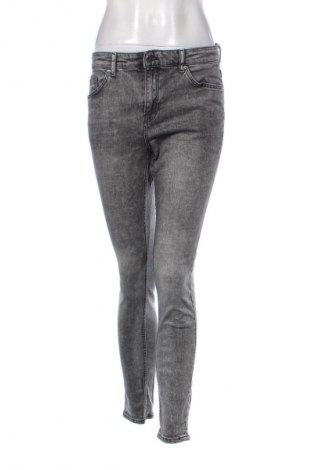 Damskie jeansy H&M, Rozmiar M, Kolor Szary, Cena 21,99 zł