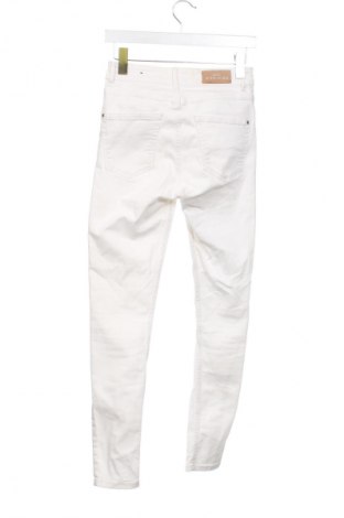 Damen Jeans Mango, Größe M, Farbe Weiß, Preis 9,99 €