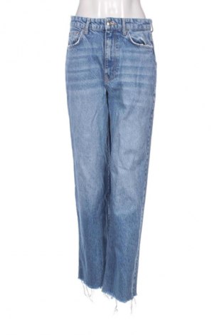 Γυναικείο Τζίν Perfect Jeans By Gina Tricot, Μέγεθος M, Χρώμα Μπλέ, Τιμή 17,36 €