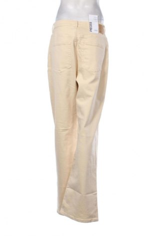 Dámske džínsy  Pieces, Veľkosť L, Farba Kremová, Cena  23,95 €