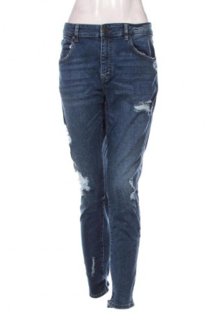 Γυναικείο Τζίν Pull&Bear, Μέγεθος XL, Χρώμα Μπλέ, Τιμή 8,99 €
