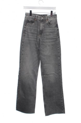 Γυναικείο Τζίν Zara, Μέγεθος XS, Χρώμα Γκρί, Τιμή 39,99 €