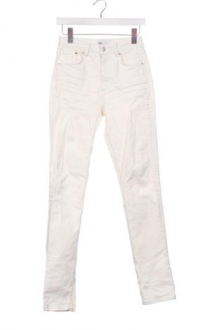 Damen Jeans Zara, Größe XS, Farbe Weiß, Preis € 15,24