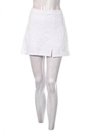Damskie szorty ASOS, Rozmiar L, Kolor Biały, Cena 111,99 zł