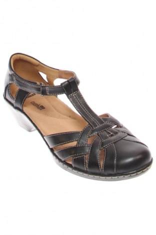 Дамски обувки Clarks, Размер 39, Цвят Черен, Цена 89,18 лв.