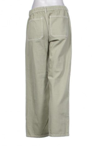 Pantaloni de femei Bershka, Mărime M, Culoare Verde, Preț 74,00 Lei