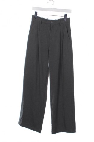 Női nadrág Bershka, Méret XS, Szín Szürke, Ár 5 519 Ft