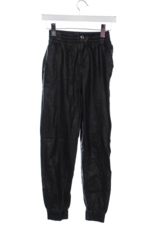 Damenhose Bershka, Größe XS, Farbe Schwarz, Preis 8,99 €