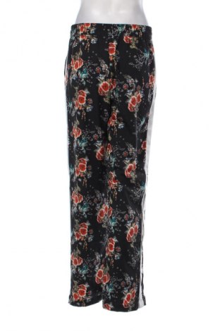 Pantaloni de femei C&A, Mărime M, Culoare Multicolor, Preț 73,96 Lei