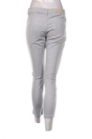 Dámske nohavice H&M L.O.G.G., Veľkosť M, Farba Viacfarebná, Cena  8,95 €