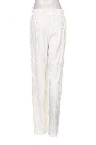 Damenhose Melting Stockholm, Größe M, Farbe Weiß, Preis € 25,99