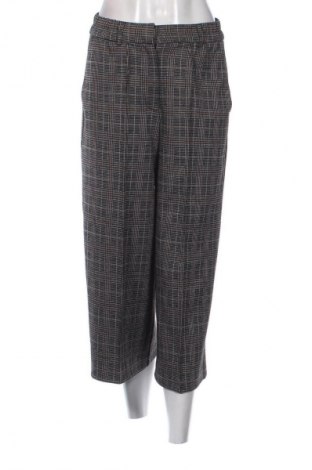 Pantaloni de femei Reserved, Mărime M, Culoare Multicolor, Preț 67,99 Lei