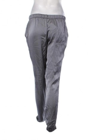 Damenhose United Colors Of Benetton, Größe M, Farbe Grau, Preis 15,99 €