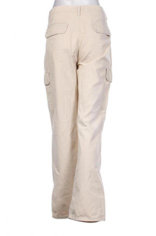 Pantaloni de femei Zara, Mărime M, Culoare Bej, Preț 37,99 Lei