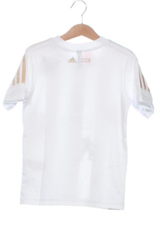 Детска тениска Adidas, Размер 4-5y/ 110-116 см, Цвят Многоцветен, Цена 56,99 лв.