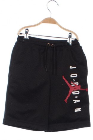 Dětské krátké kalhoty  Air Jordan Nike, Velikost 5-6y/ 116-122 cm, Barva Černá, Cena  519,00 Kč