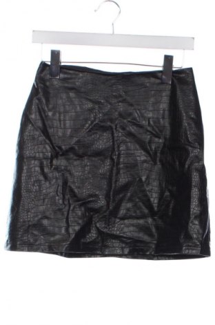 Kožená sukně  Primark, Velikost XS, Barva Černá, Cena  149,00 Kč