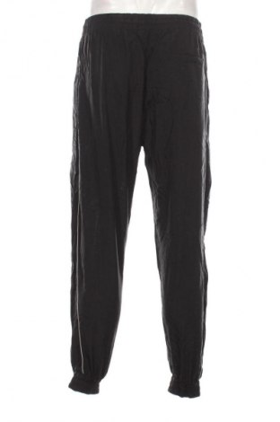 Męskie spodnie sportowe Bershka, Rozmiar L, Kolor Czarny, Cena 95,99 zł