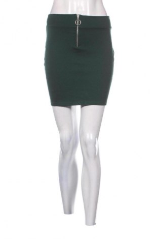 Fustă Bershka, Mărime S, Culoare Verde, Preț 26,99 Lei