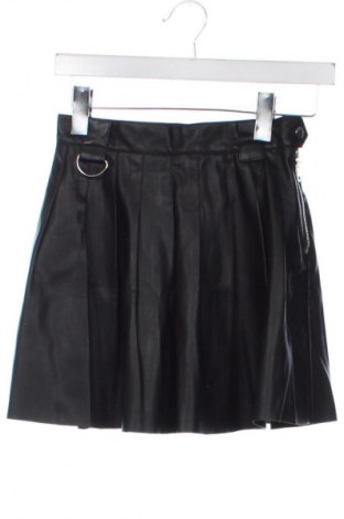 Sukně Bershka, Velikost XS, Barva Černá, Cena  391,00 Kč