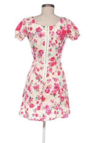 Kleid ASOS, Größe M, Farbe Mehrfarbig, Preis € 17,99