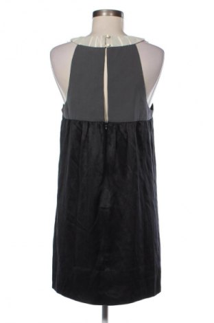 Рокля BCBG Max Azria, Размер M, Цвят Многоцветен, Цена 104,96 лв.