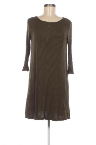 Kleid Clockhouse, Größe S, Farbe Grün, Preis 17,43 €