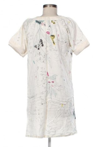 Kleid Cream, Größe M, Farbe Mehrfarbig, Preis 29,99 €