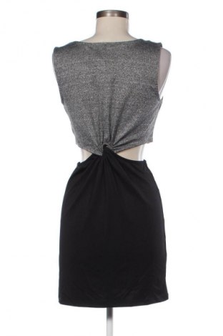 Šaty  H&M Divided, Veľkosť M, Farba Viacfarebná, Cena  10,95 €