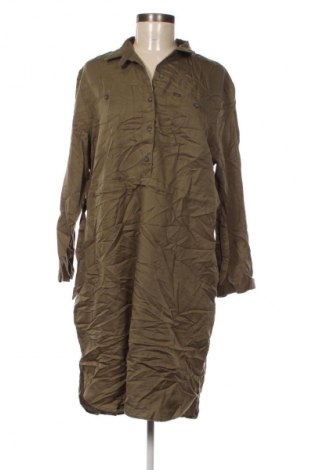 Kleid Lee, Größe M, Farbe Grün, Preis 22,99 €