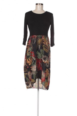 Kleid NEW COLLECTION, Größe S, Farbe Mehrfarbig, Preis 13,99 €