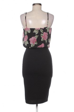 Kleid New Look, Größe M, Farbe Mehrfarbig, Preis 10,99 €