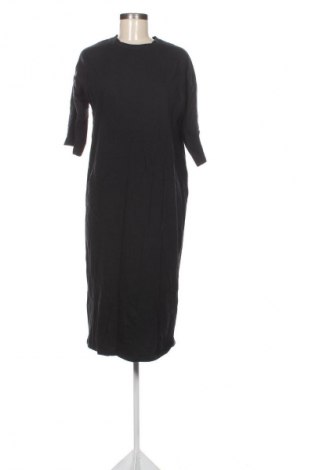Kleid Pretty Little Thing, Größe M, Farbe Schwarz, Preis € 7,99
