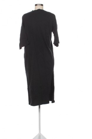 Kleid Pretty Little Thing, Größe M, Farbe Schwarz, Preis € 7,99