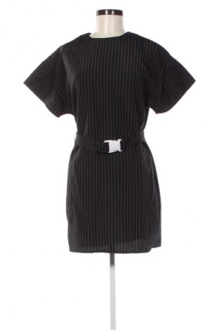 Rochie Pretty Little Thing, Mărime M, Culoare Multicolor, Preț 40,99 Lei