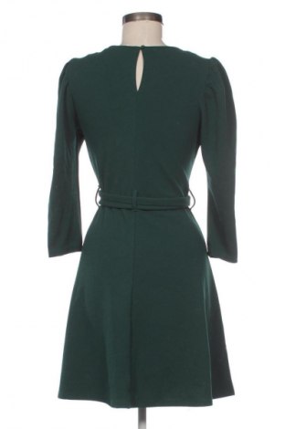 Kleid Reserved, Größe M, Farbe Grün, Preis 8,99 €
