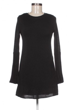 Kleid Stradivarius, Größe S, Farbe Schwarz, Preis 13,99 €