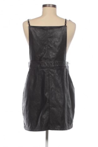 Dámské šaty s tráky H&M Divided, Velikost L, Barva Černá, Cena  189,00 Kč
