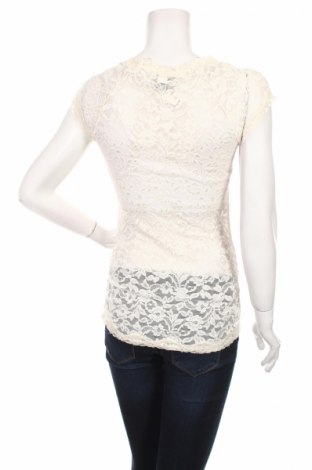 Дамска блуза Moda International, Размер S, Цвят Екрю, Цена 17,00 лв.
