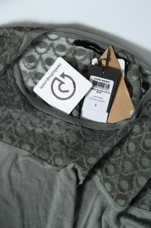 Дамска блуза Vero Moda, Размер S, Цвят Зелен, Цена 19,60 лв.