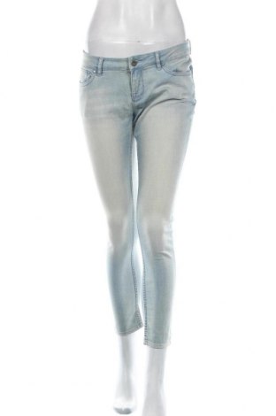 Дамски дънки DKNY Jeans, Размер M, Цвят Син, 87% памук, 12% полиестер, 1% еластан, Цена 66,00 лв.