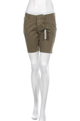 Дамски къс панталон Dreimaster, Размер M, Цвят Зелен, 97% памук, 3% еластан, Цена 72,96 лв.