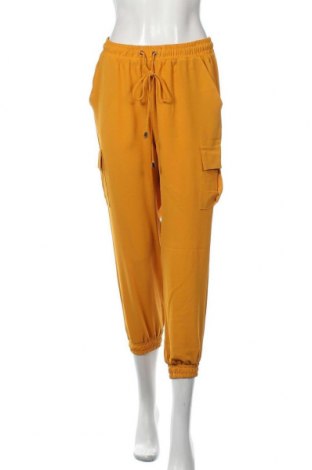 Дамски панталон Awama, Размер S, Цвят Жълт, Цена 23,60 лв.