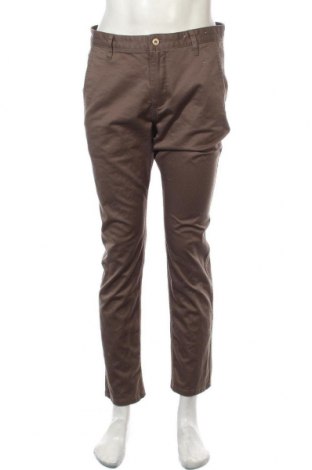 Мъжки панталон Dockers, Размер L, Цвят Кафяв, 98% памук, 2% еластан, Цена 48,00 лв.