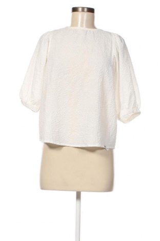 Дамска блуза Q/S by S.Oliver, Размер M, Цвят Екрю, Цена 8,70 лв.